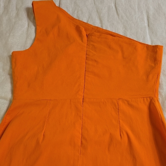 Vibrant One-Shoulder Dress in Orange Size 12 US - Picture 9 of 12